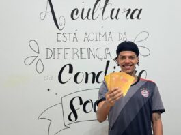 Vinicius Silvério Serafim dos Santos (VS Marabá) lança seu primeiro livro de poesias - Foto: Dejair Júnior